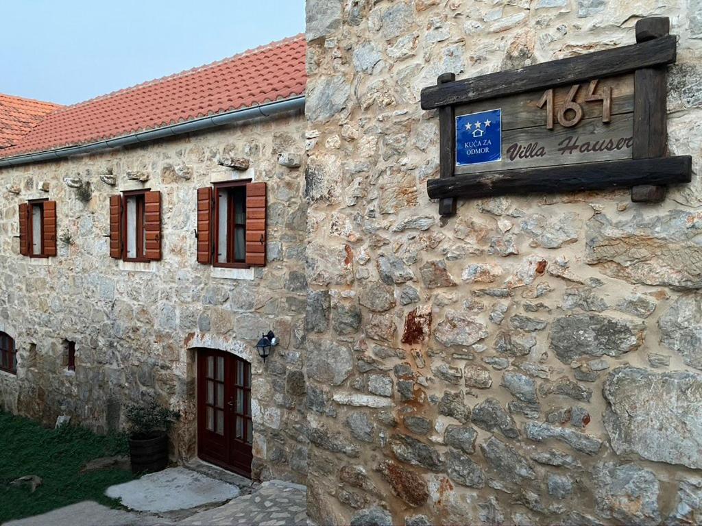 Holiday Home Hauser Vrbanj Exterior photo
