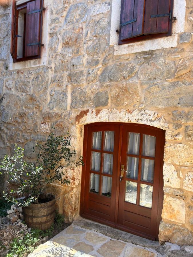 Holiday Home Hauser Vrbanj Exterior photo